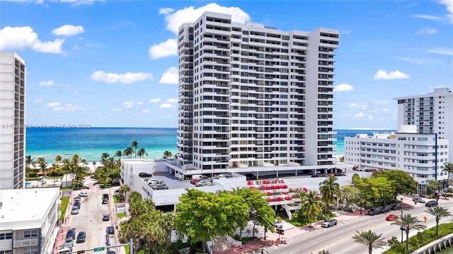 1 of 56 - 2555 Collins Ave Ph101, Miami Beach, FL