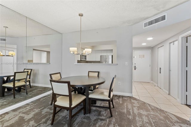 4 of 15 - 17375 Collins Ave 1004, Sunny Isles Beach, FL