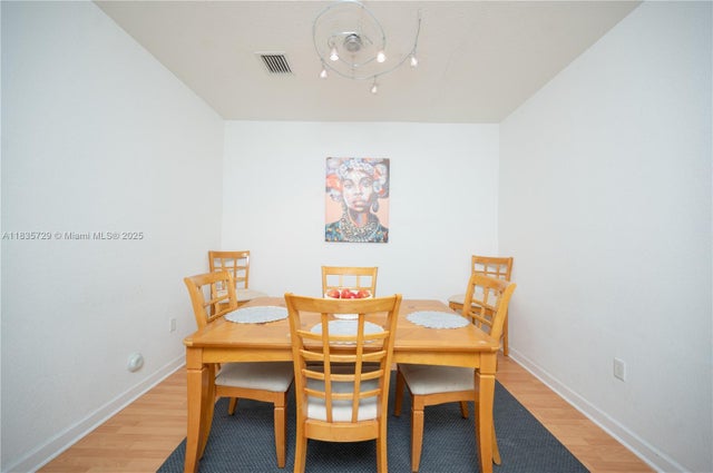 5 of 36 - 14964 Sw 8 Ln, Miami, FL