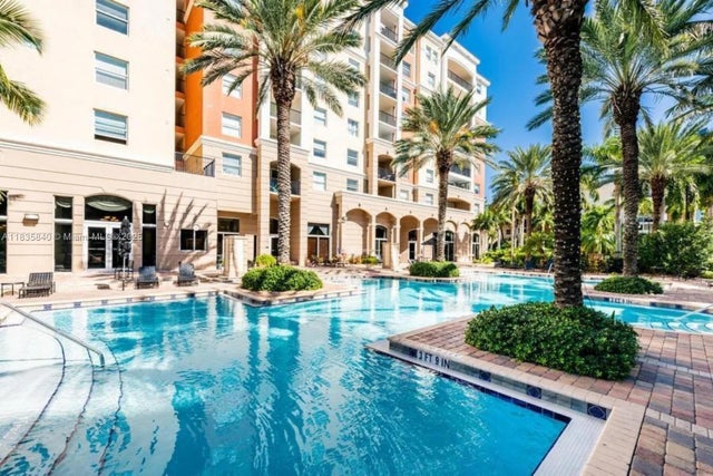 1 of 31 - 17125 N Bay Rd 3105, Sunny Isles Beach, FL