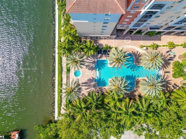 4 of 31 - 17125 N Bay Rd 3105, Sunny Isles Beach, FL