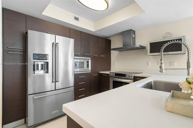 5 of 30 - 150 Sunny Isles Blvd 1-1401, Sunny Isles Beach, FL