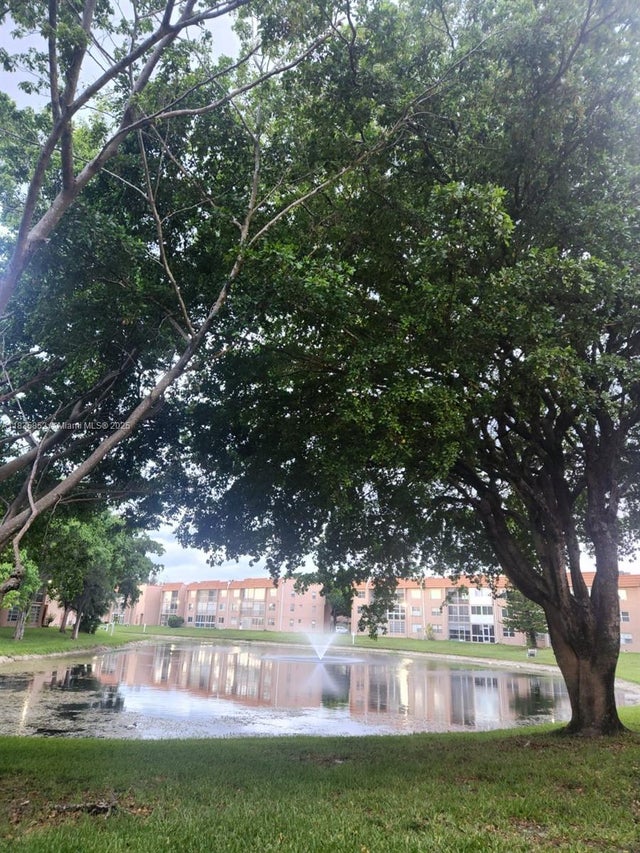 2 of 11 - 9800 Sunrise Lakes Blvd 309, Sunrise, FL