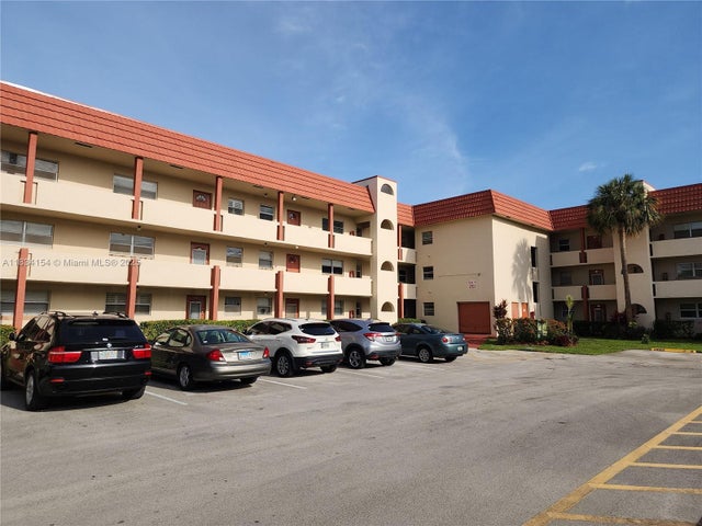 1 of 20 - 2931 E Sunrise Lakes Dr 205, Sunrise, FL