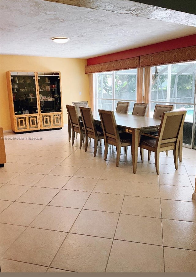 5 of 8 - 9260 Sw 176th St, Palmetto Bay, FL