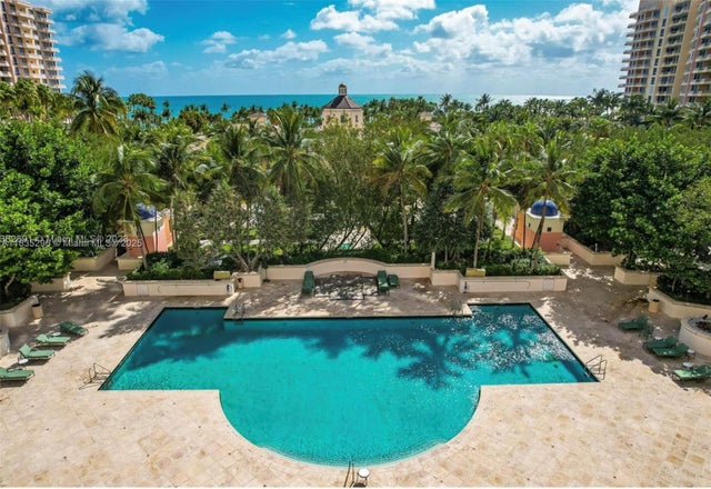 2 of 31 - 785 Crandon Blvd 302, Key Biscayne, FL