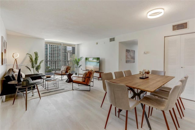 3 of 24 - 1200 Brickell Bay Dr 2424, Miami, FL