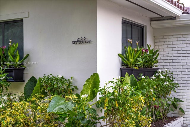 3 of 12 - 432 Sevilla Ave, Coral Gables, FL