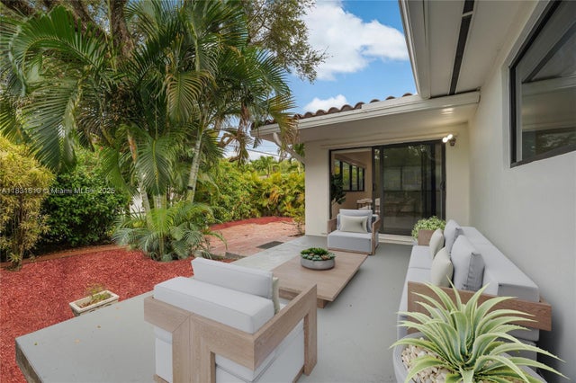 5 of 12 - 432 Sevilla Ave, Coral Gables, FL