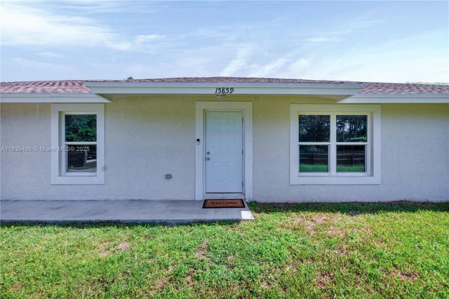 3 of 40 - 15859 N 68th Ct N, Loxahatchee, FL