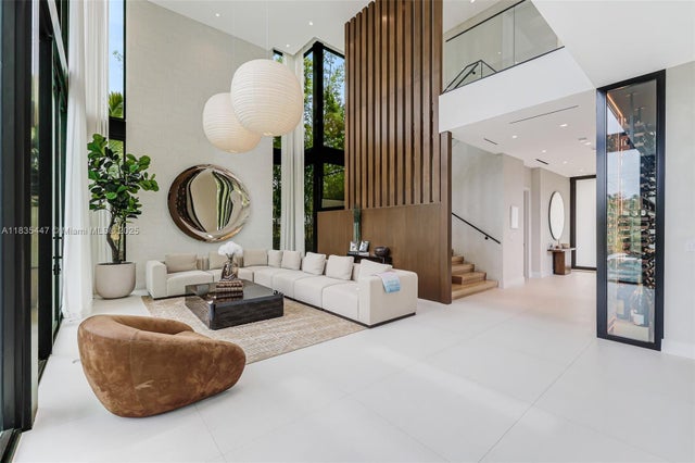 3 of 26 - 2355 Meridian Ave, Miami Beach, FL