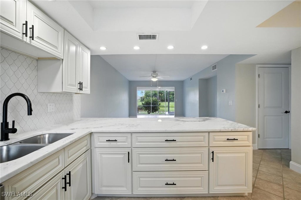 16001 Dublin Cir 103, Fort Myers