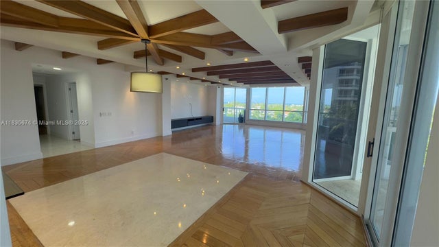 3 of 42 - 21150 Point Pl 701, Aventura, FL