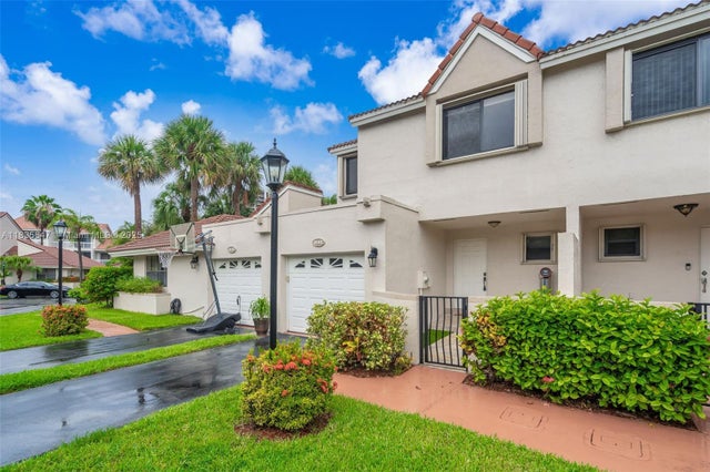 3 of 40 - 21160 Mainsail Cir H12, Aventura, FL
