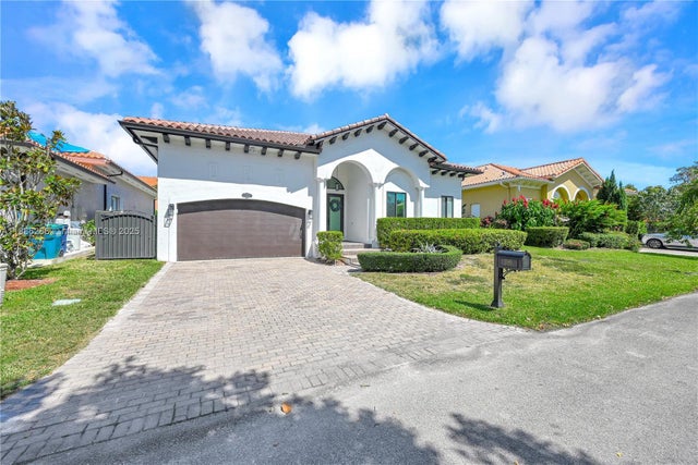 3 of 18 - 7565 Sw 190th St, Cutler Bay, FL