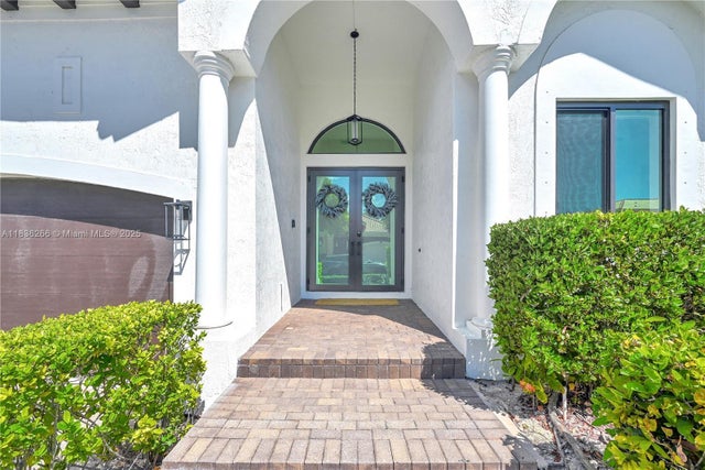 4 of 18 - 7565 Sw 190th St, Cutler Bay, FL