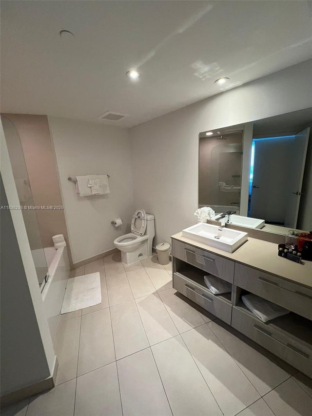 1 of 9 - 4111 S Ocean Dr 2004, Hollywood, FL