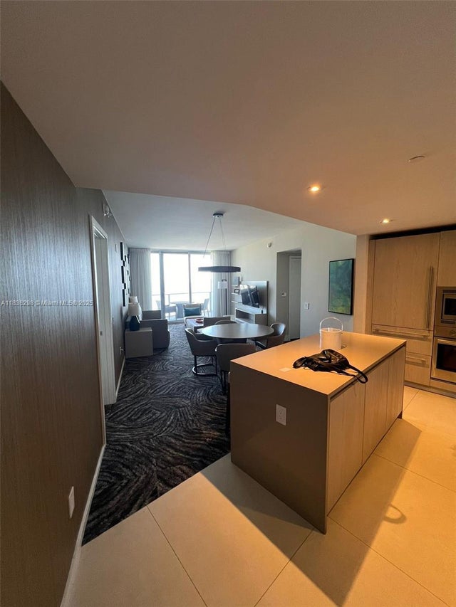 4 of 9 - 4111 S Ocean Dr 2004, Hollywood, FL