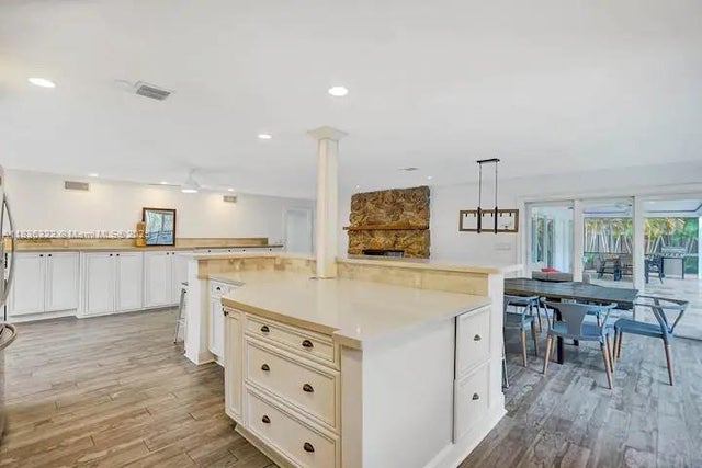 3 of 62 - 2120 Sw 28th Way, Fort Lauderdale, FL