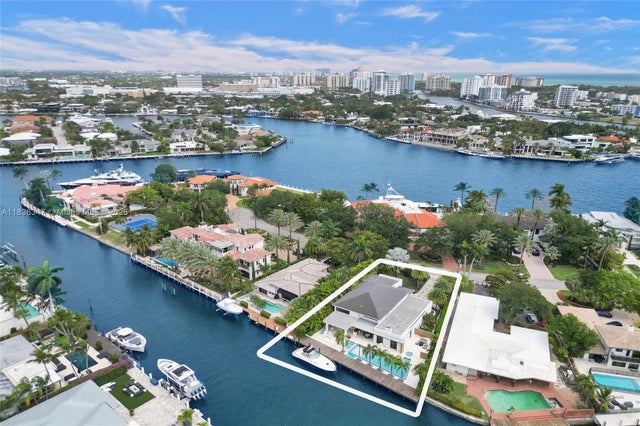 2 of 39 - 2340 Aqua Vista Blvd, Fort Lauderdale, FL