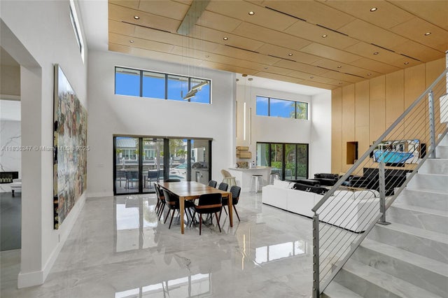 5 of 39 - 2340 Aqua Vista Blvd, Fort Lauderdale, FL