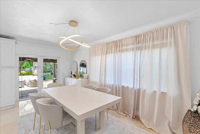 5 of 16 - 3220 Ne 164th St, North Miami Beach, FL