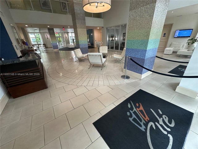 5 of 31 - 2000 N Bayshore Dr 1505, Miami, FL