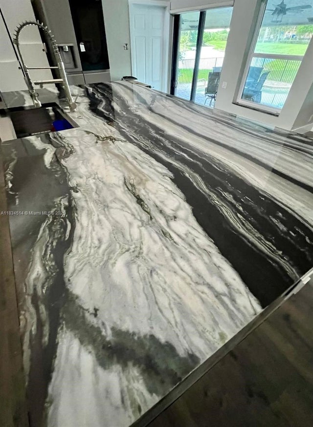 5 of 9 - 8924 47th Ct, Coral Springs, FL