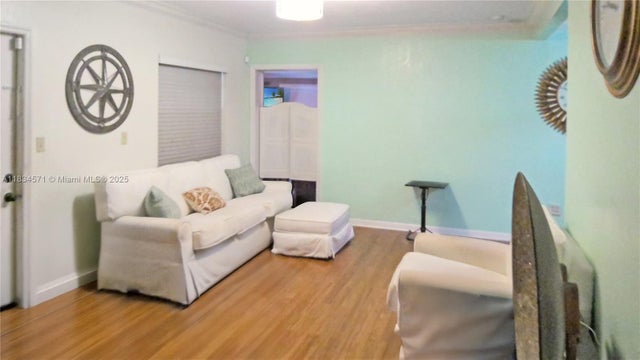 5 of 38 - 841 Ne 139th St, North Miami, FL
