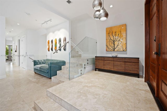 4 of 60 - 7560 Sw 56th Ct, Miami, FL