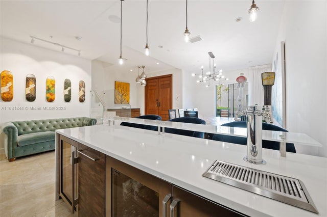 5 of 60 - 7560 Sw 56th Ct, Miami, FL