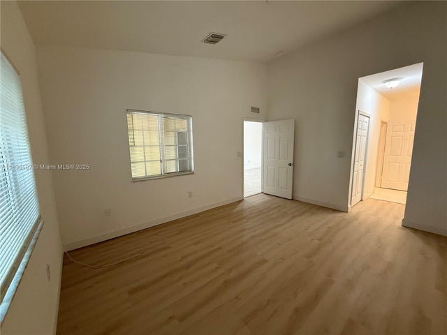 4 of 13 - 1230 Ne 32nd Ave, Homestead, FL