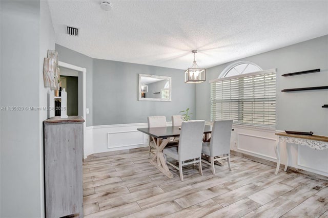 5 of 38 - 10948 Nw 12th Ct, Plantation, FL