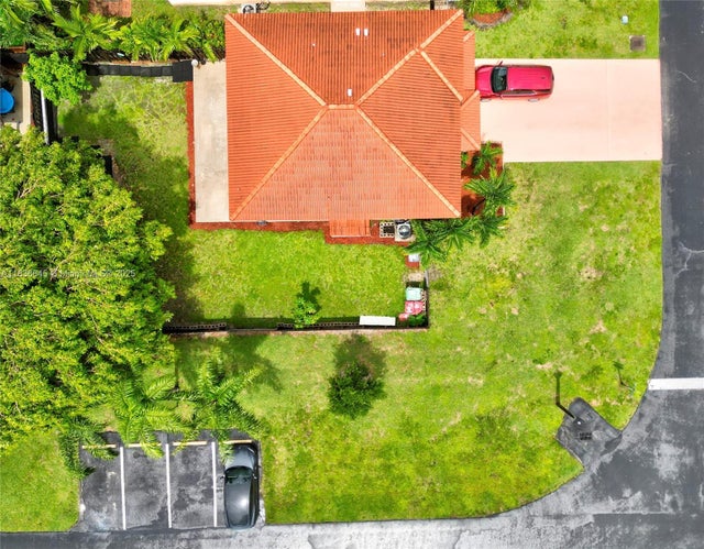 4 of 30 - 8740 Sw 214th Ter, Cutler Bay, FL