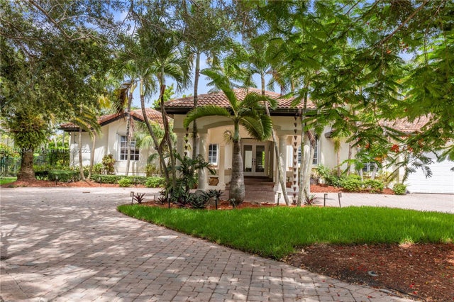 1 of 21 - 12530 Sw 96th Ct, Miami, FL