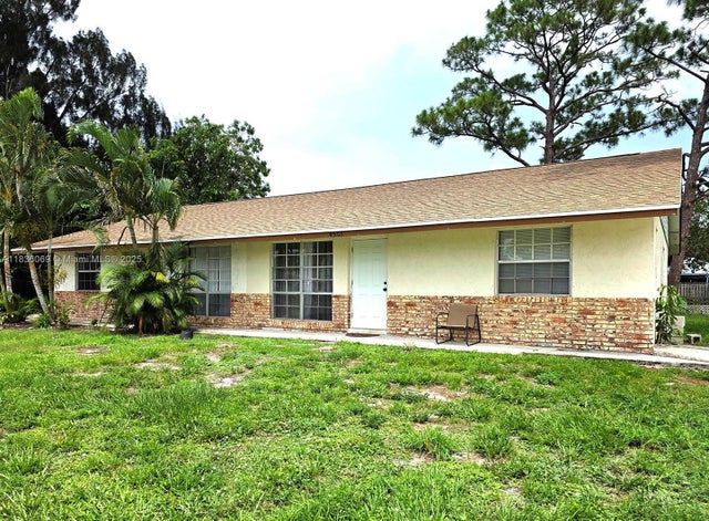 1 of 24 - 4503 Se Ontario Dr, Stuart, FL