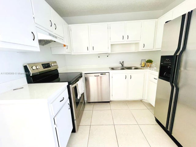 4 of 24 - 4503 Se Ontario Dr, Stuart, FL