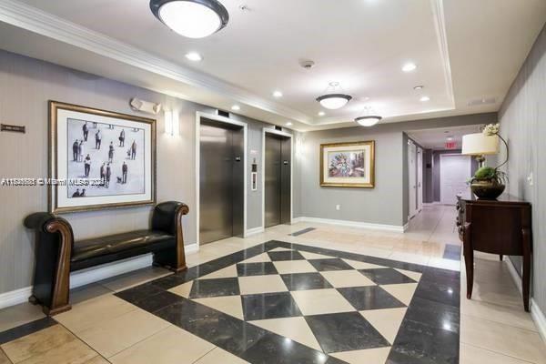 1 of 24 - 1919 Van Buren St 313a, Hollywood, FL