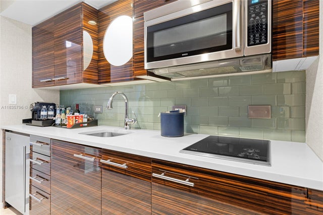 4 of 81 - 551 N Fort Lauderdale Beach Blvd H1401, Fort Lauderdale, FL