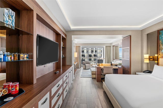 5 of 84 - 551 N Fort Lauderdale Beach Blvd R1909, Fort Lauderdale, FL