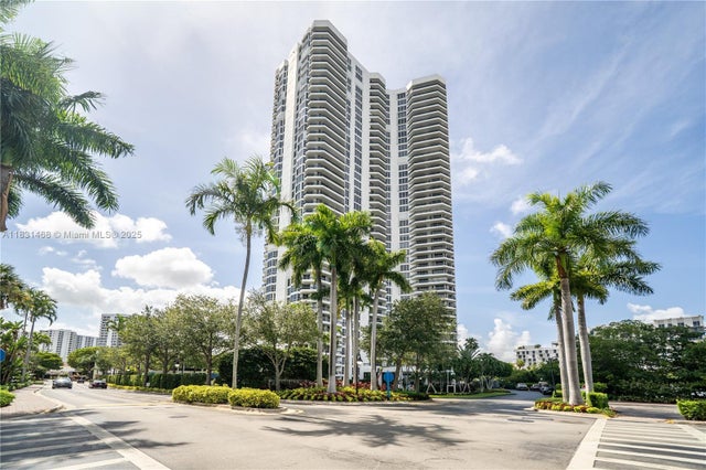 4 of 53 - 3500 Mystic Pointe Dr 1908, Aventura, FL