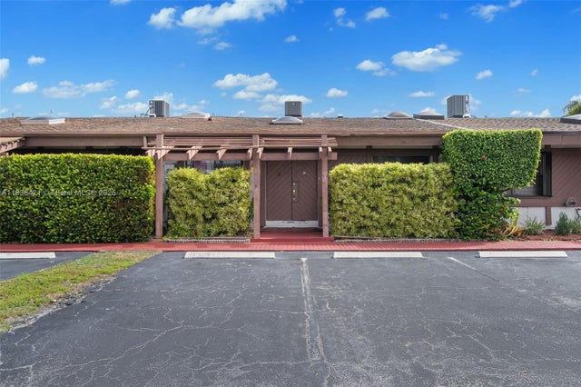 1 of 24 - 2679 Parkview Dr, Hallandale Beach, FL