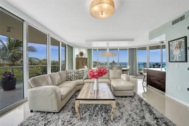 4 of 40 - 6051 N Ocean Dr 404, Hollywood, FL