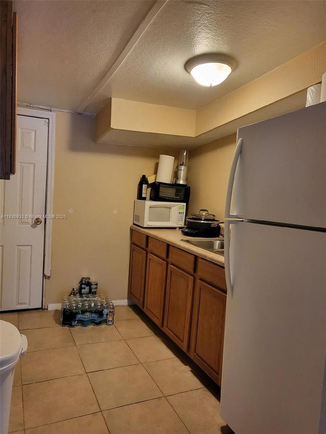 5 of 12 - 2611 Hiawatha Ave, Sanford, FL