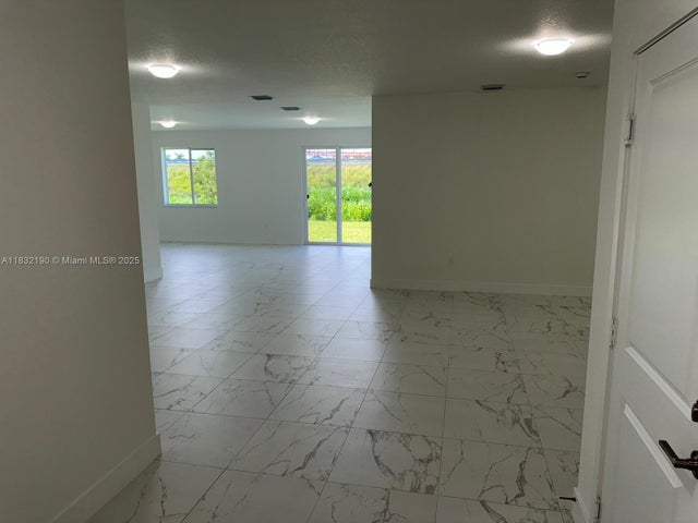 4 of 23 - 1838 Ne 1st St, Homestead, FL