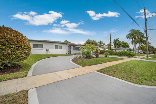 4 of 51 - 1931 Sw 22nd Ave, Fort Lauderdale, FL