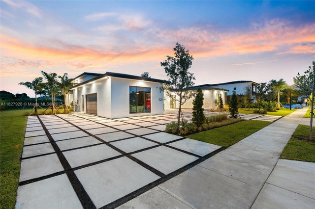 3 of 80 - 1520 Sw 149th Ter, Davie, FL