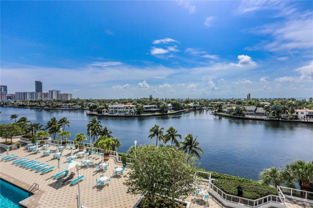 4 of 29 - 3802 Ne 207th St 601, Aventura, FL