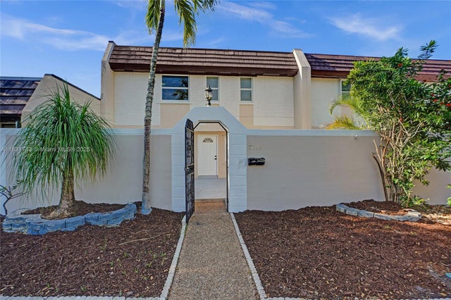 1 of 63 - 7310 S Miami Lakeway S, Miami Lakes, FL
