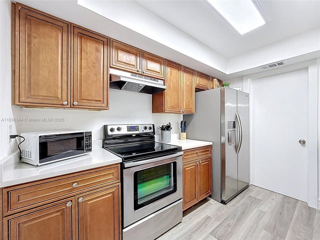 5 of 27 - 1309 Sw 75th Ave, North Lauderdale, FL